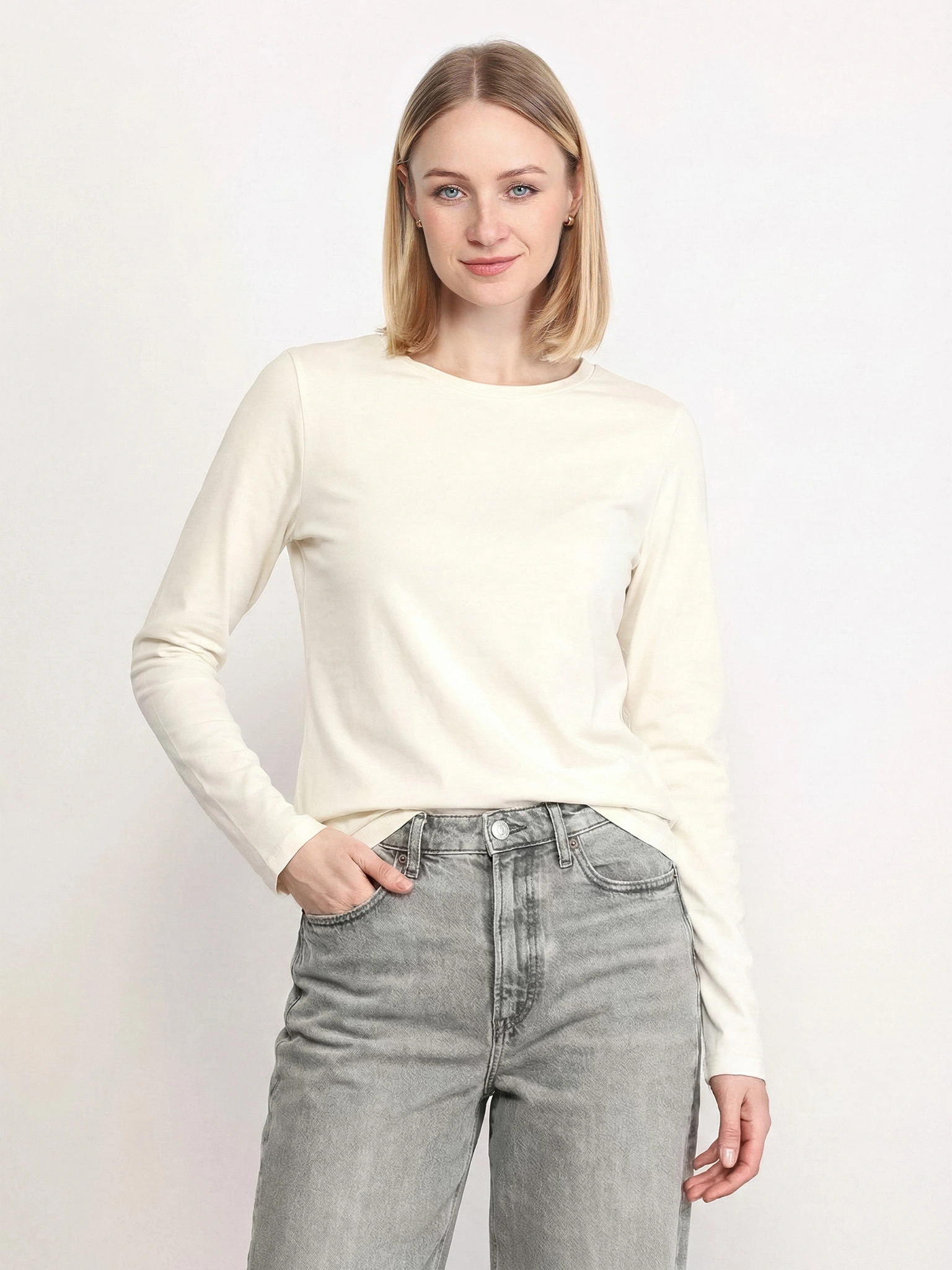 Футболка белого цвета из смесового хлопка